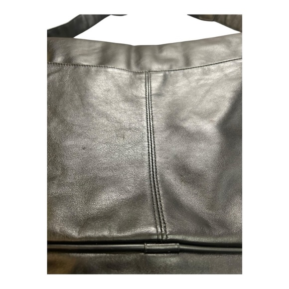 Kenneth Cole New York Black Leather Messenger Laptop Bag with Adjustable Strap - Picture 4 of 11